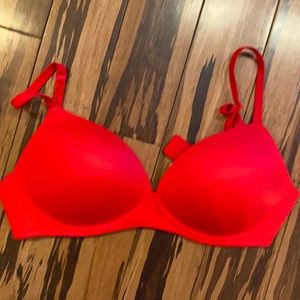 Victoria’s Secret PINK - no underwire bra 32dd
